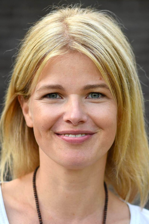 Photo of Mira Bartuschek