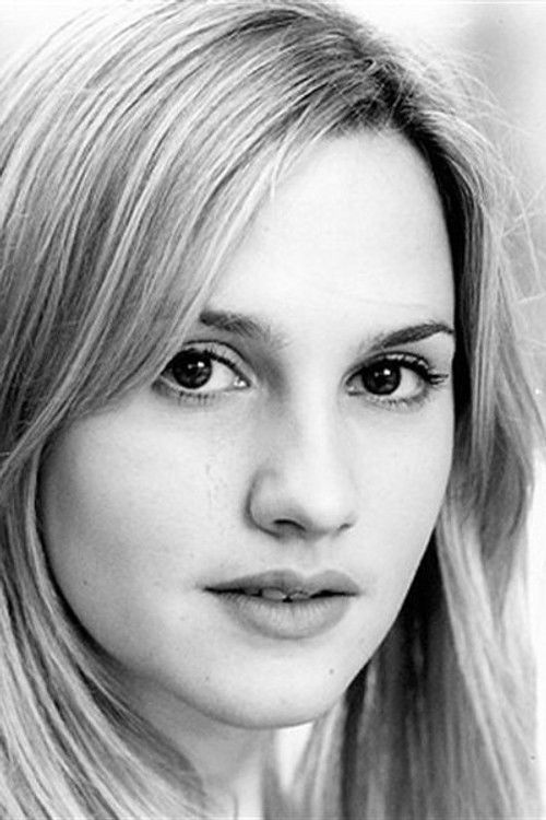 Photo of Ruth Bradley