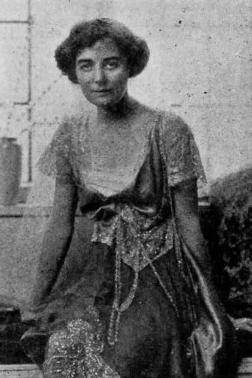 Photo of Alexandria Carlisle