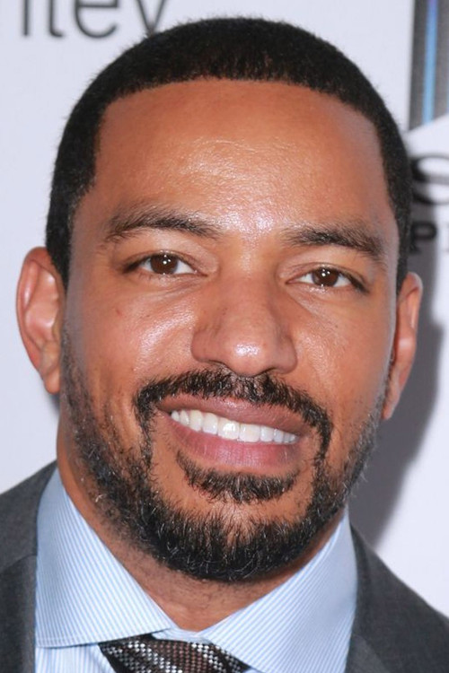 Photo of Laz Alonso