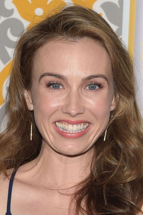 Photo of Wynn Everett