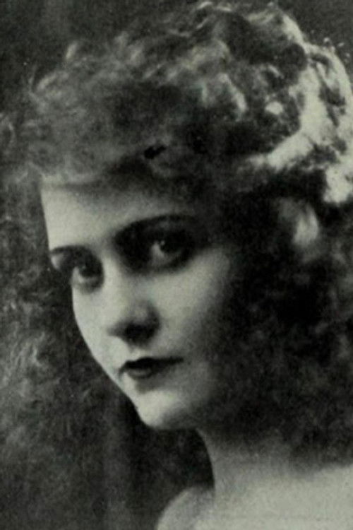 Photo of Evelyn Nelson