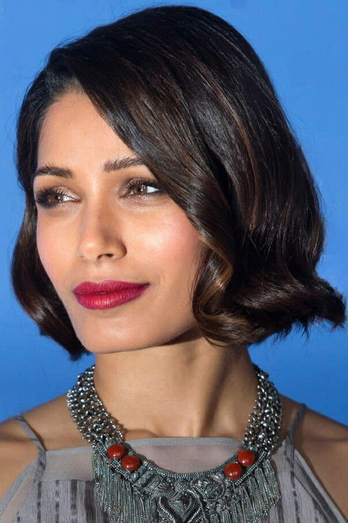 Photo of Freida Pinto