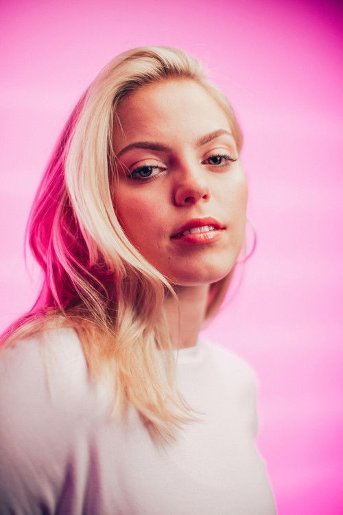 Photo of Reneé Rapp