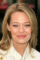 Photo of Jeri Ryan
