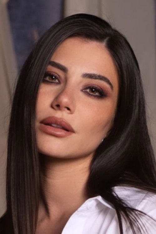 Photo of Carolina Carvalho