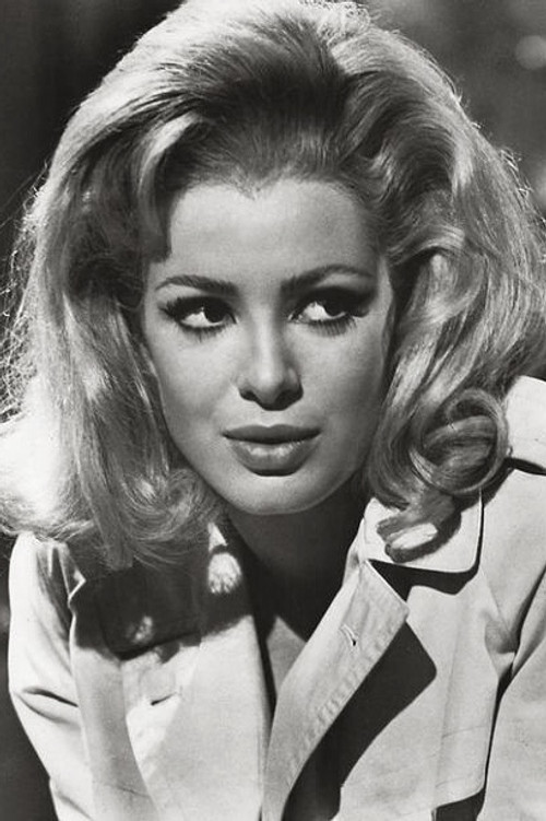 Photo of Margaret Lee