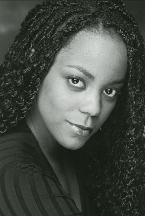 Photo of Lucinda Davis