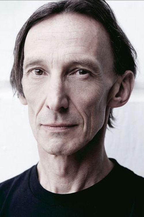 Photo of Julian Richings