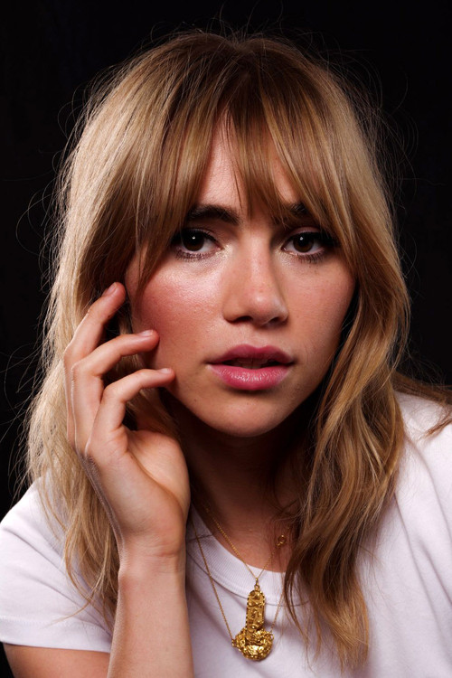 Photo of Suki Waterhouse