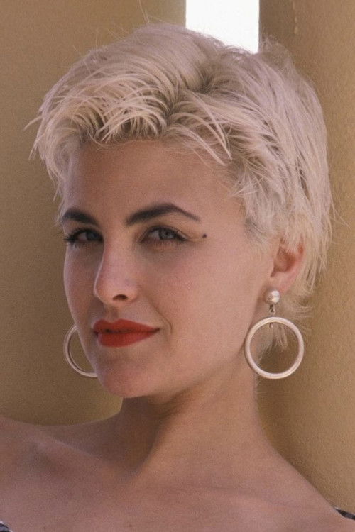 Photo of Sherilyn Fenn