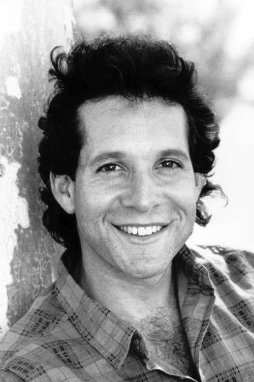 Photo of Steve Guttenberg
