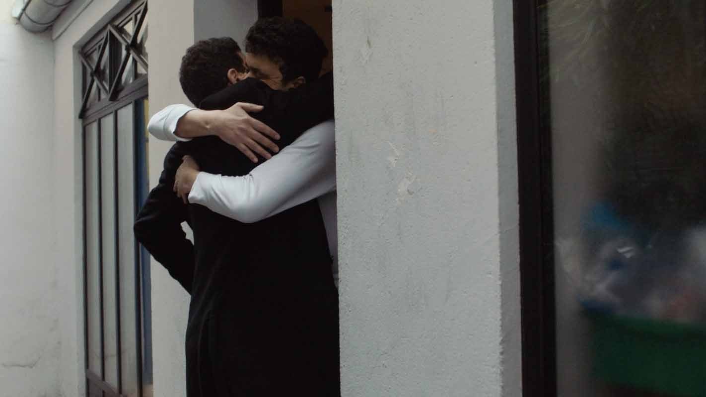 Backdrop for Return to Bollene