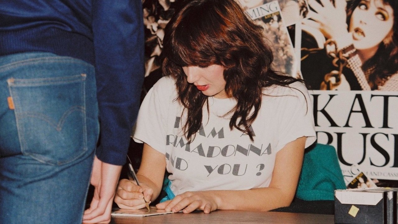 Backdrop for L’odyssée musicale de Kate Bush