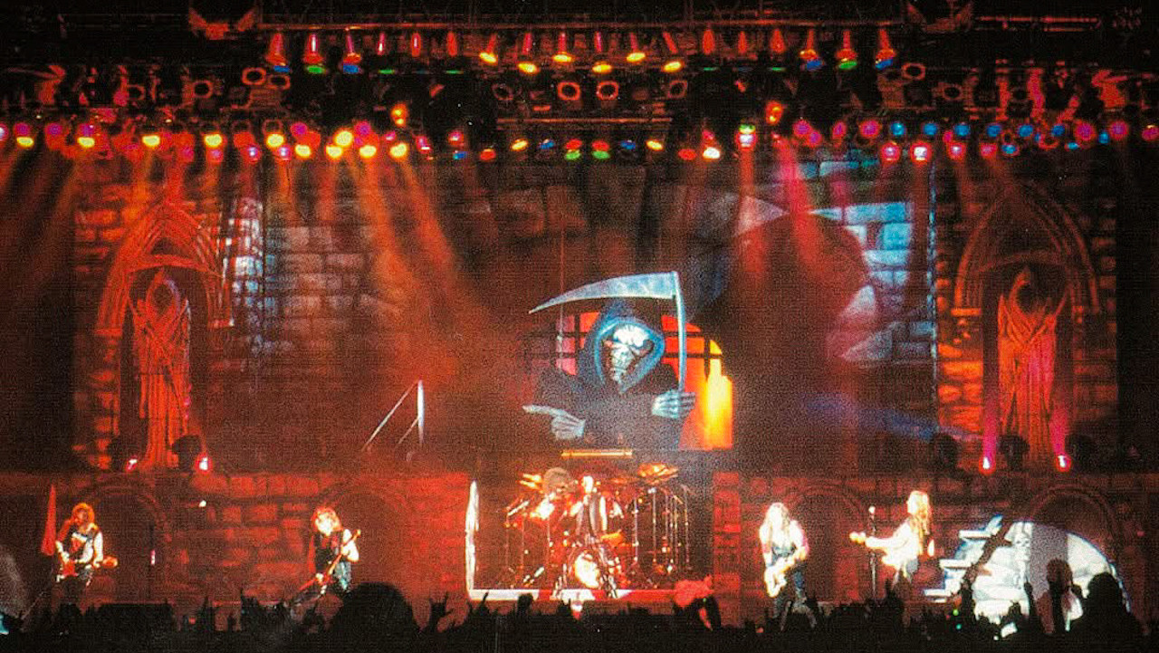 Backdrop for Iron Maiden: Death On The Road