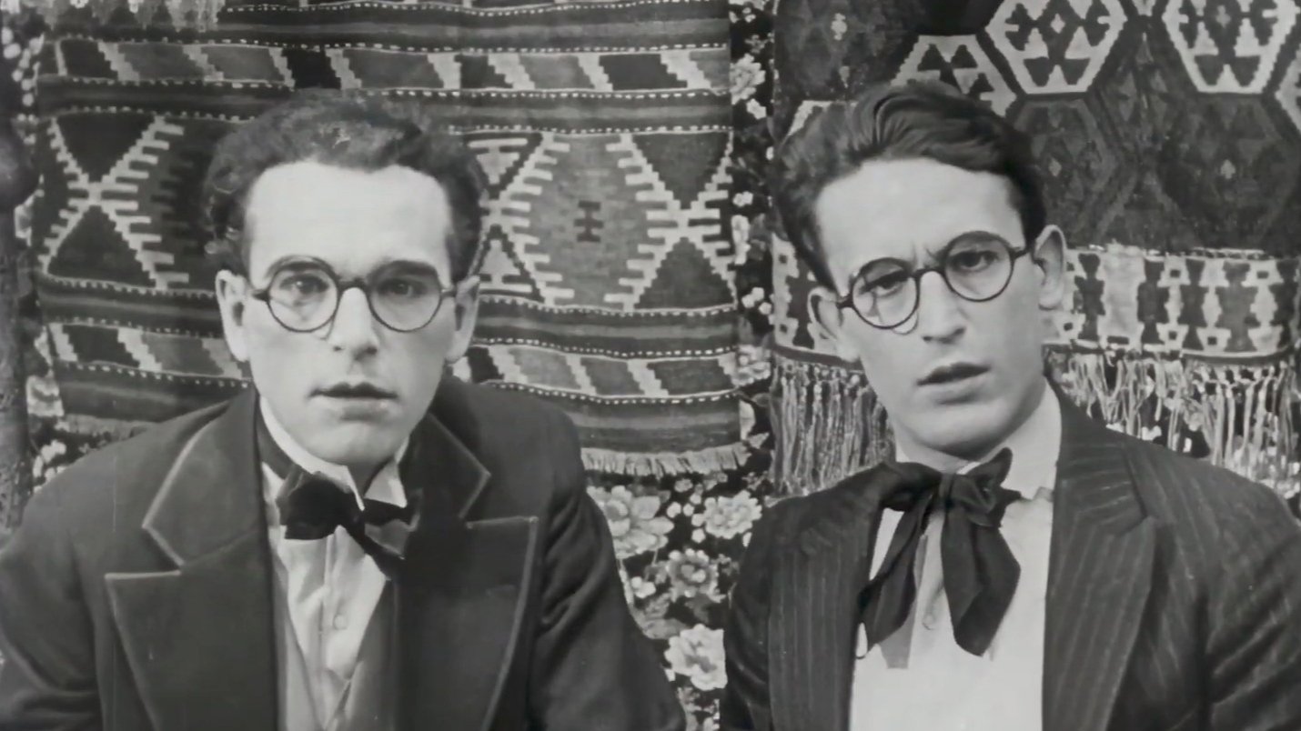 Backdrop for His Royal Slyness