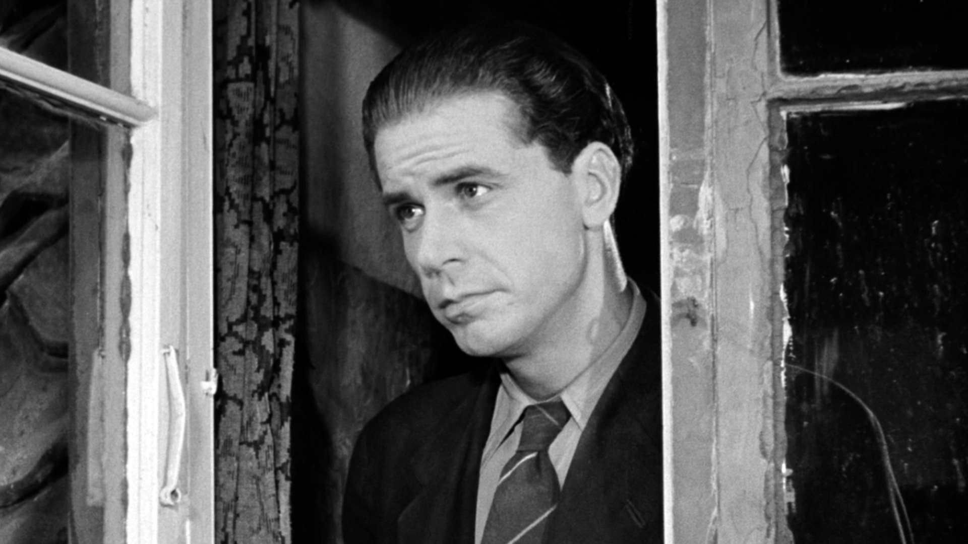 Backdrop for Spurve under taget