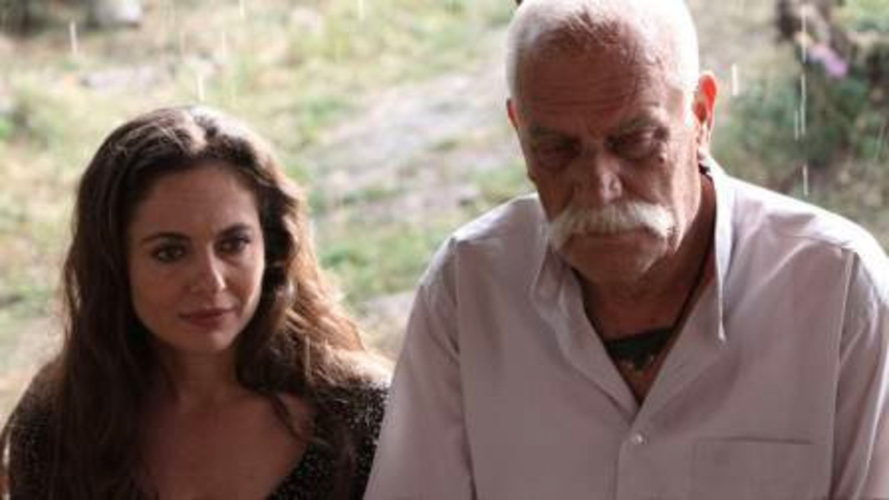 Backdrop for Hayde Bre