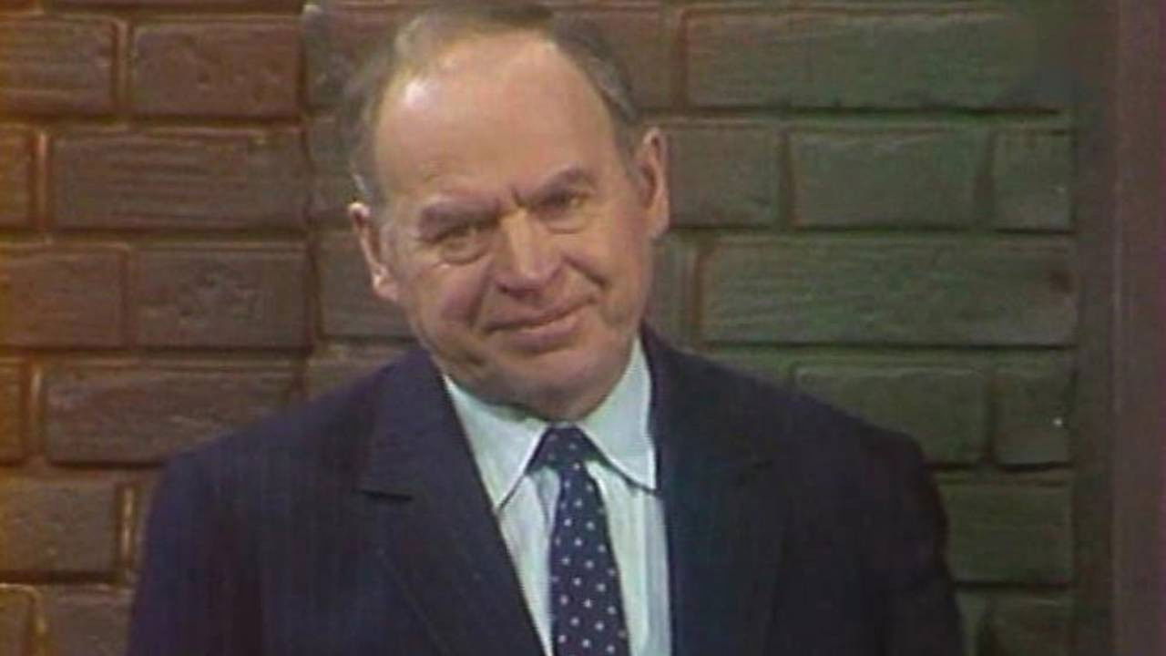 Backdrop for Article