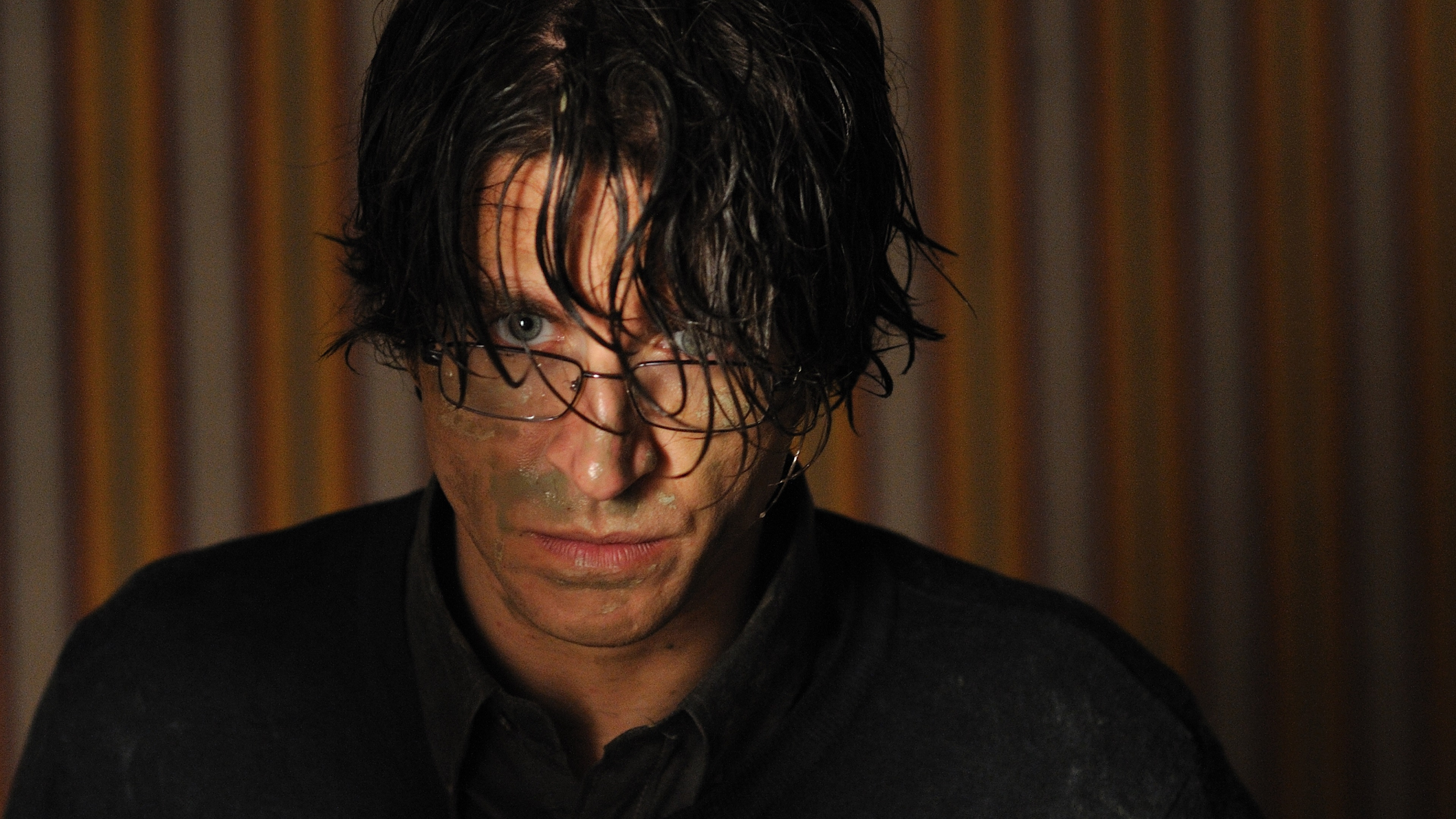 Backdrop for L'erede