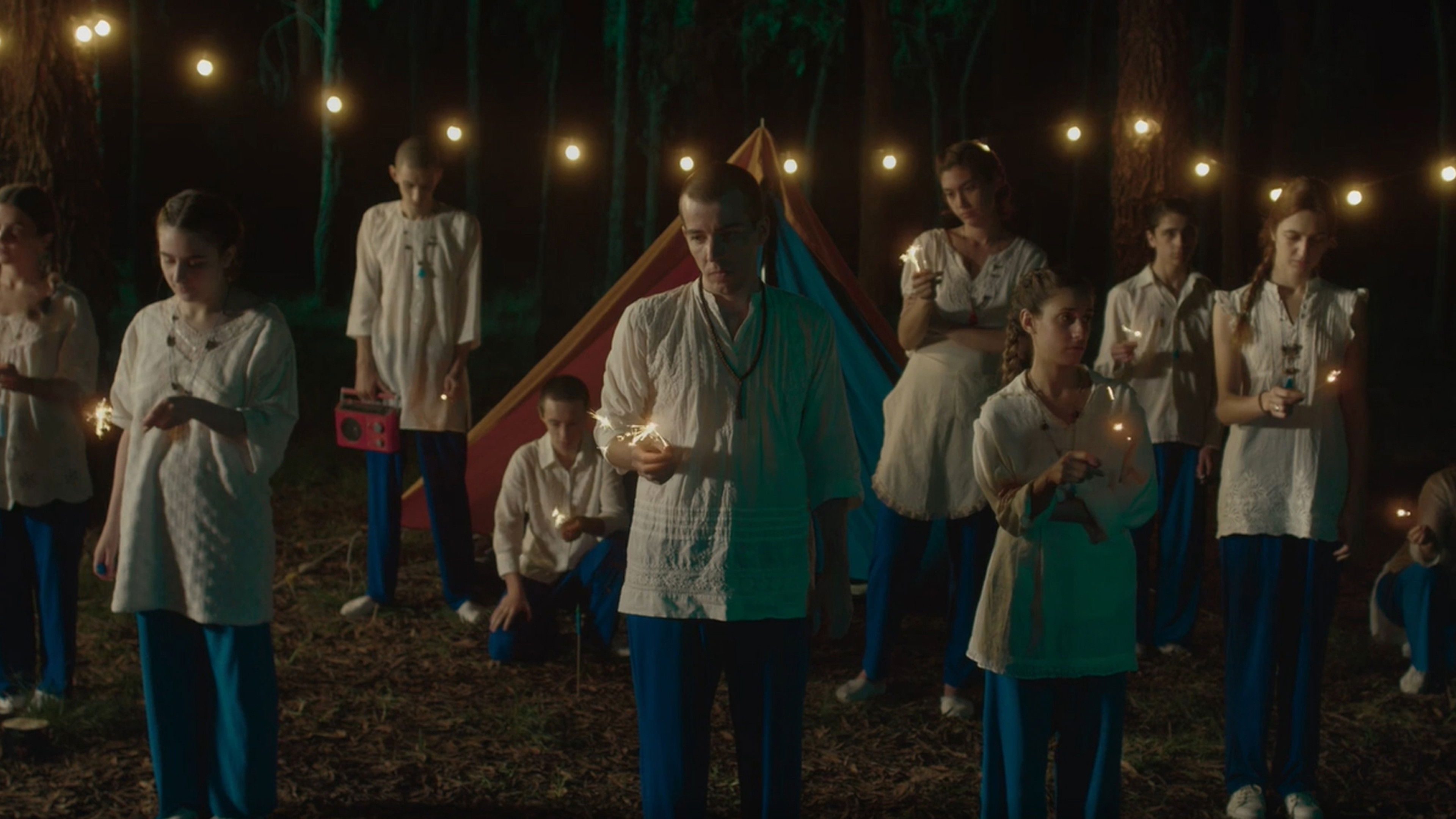 Backdrop for Algo que pasó en Año Nuevo