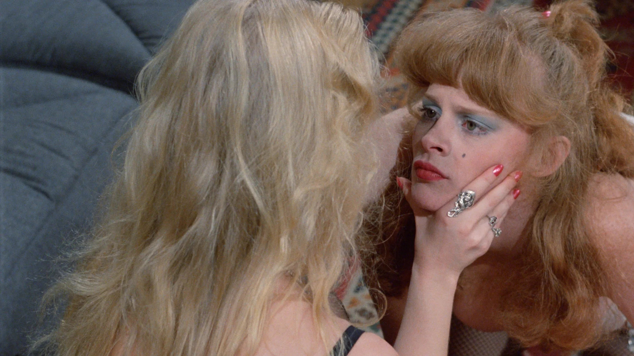 Backdrop for Mascara