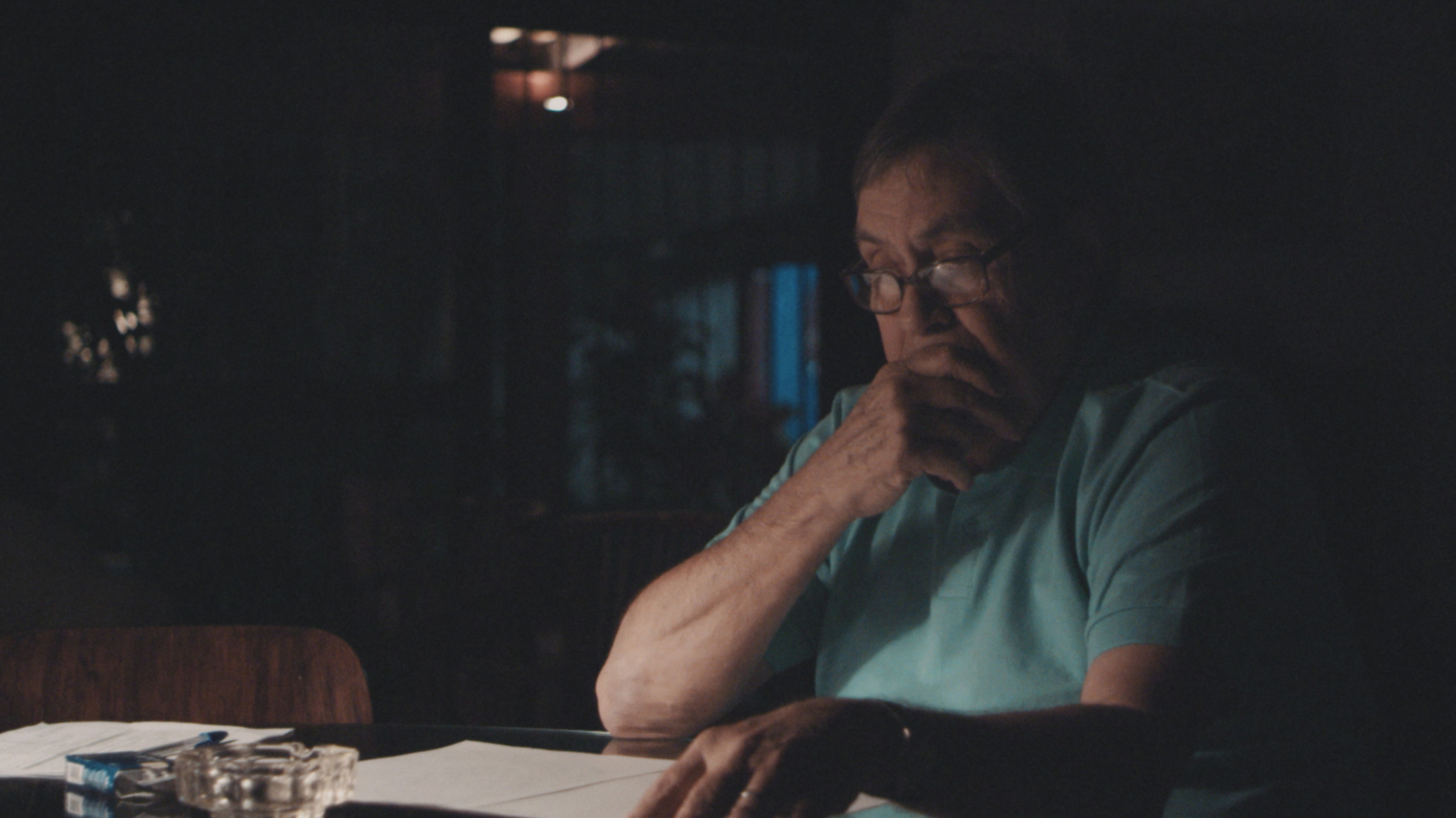 Backdrop for Diante dos meus Olhos