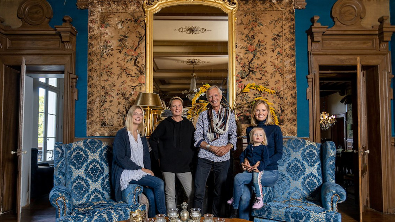 Backdrop for Chateau Meiland