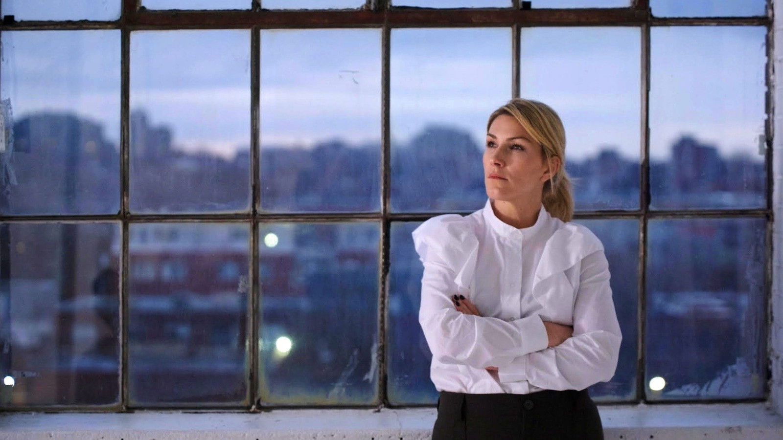 Backdrop for Face aux monstres : l'origine des M