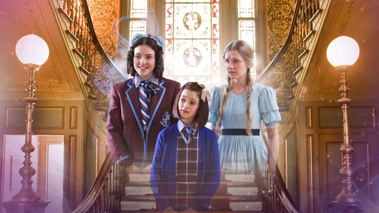 Backdrop for Dead Gorgeous