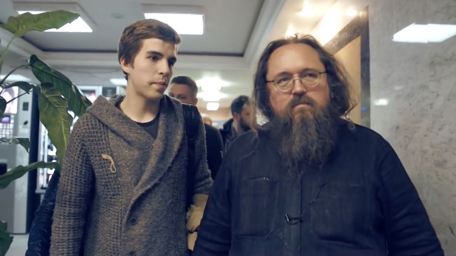 Backdrop for Andrey Kuraev. Direct Speech