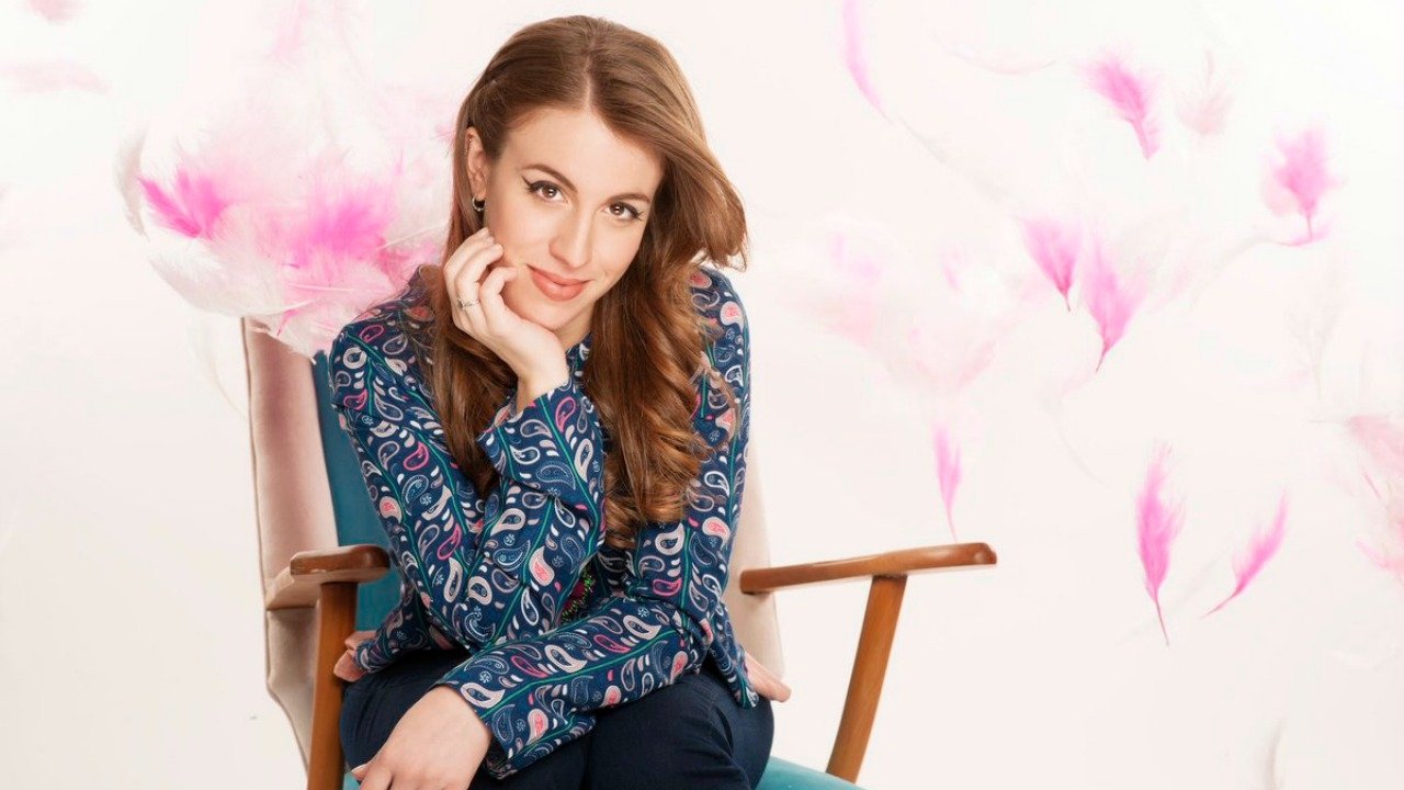 Backdrop for Divina, está en tu corazón