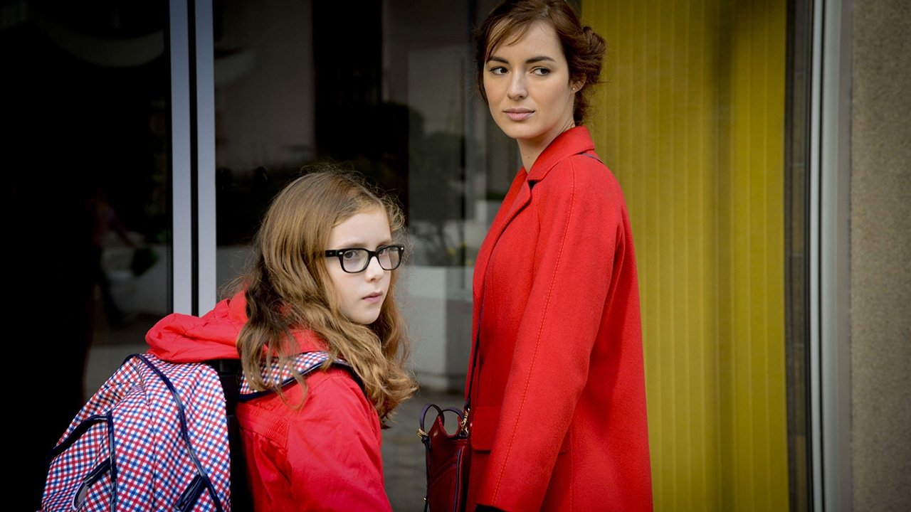 Backdrop for Miss and the Doctors