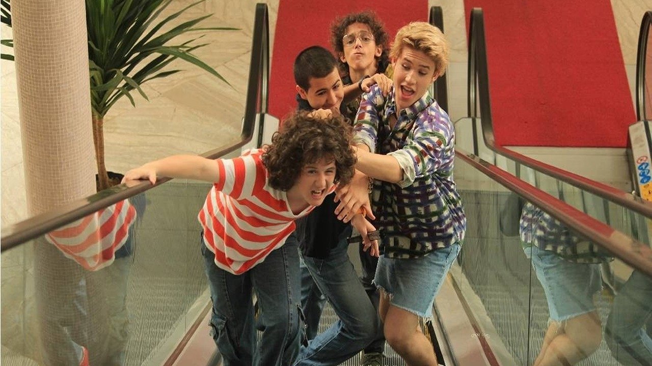 Backdrop for Em 97 Era Assim