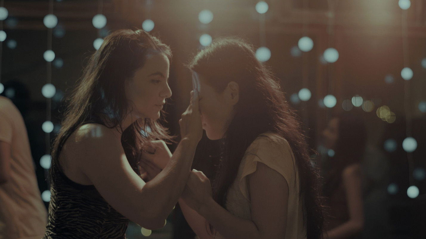 Backdrop for Martha con H