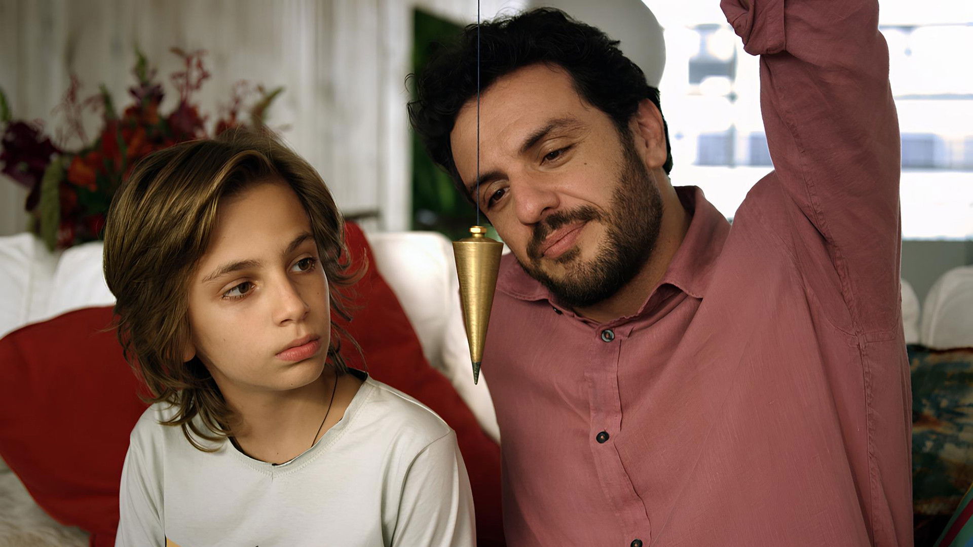 Backdrop for An Eye and a Knife