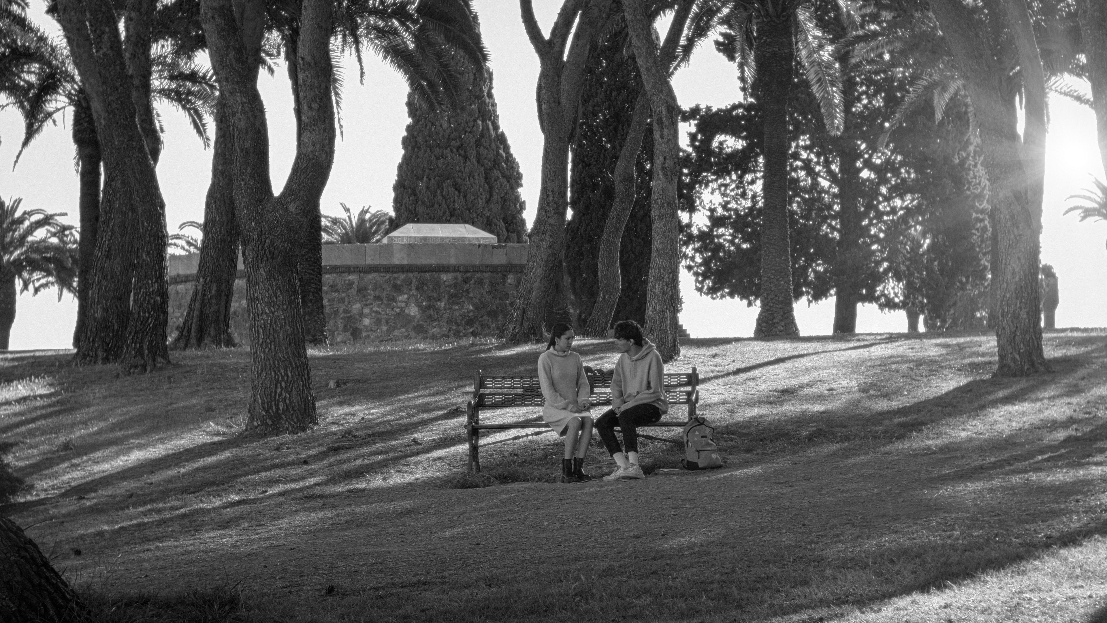 Backdrop for hasta siempre, Oliver