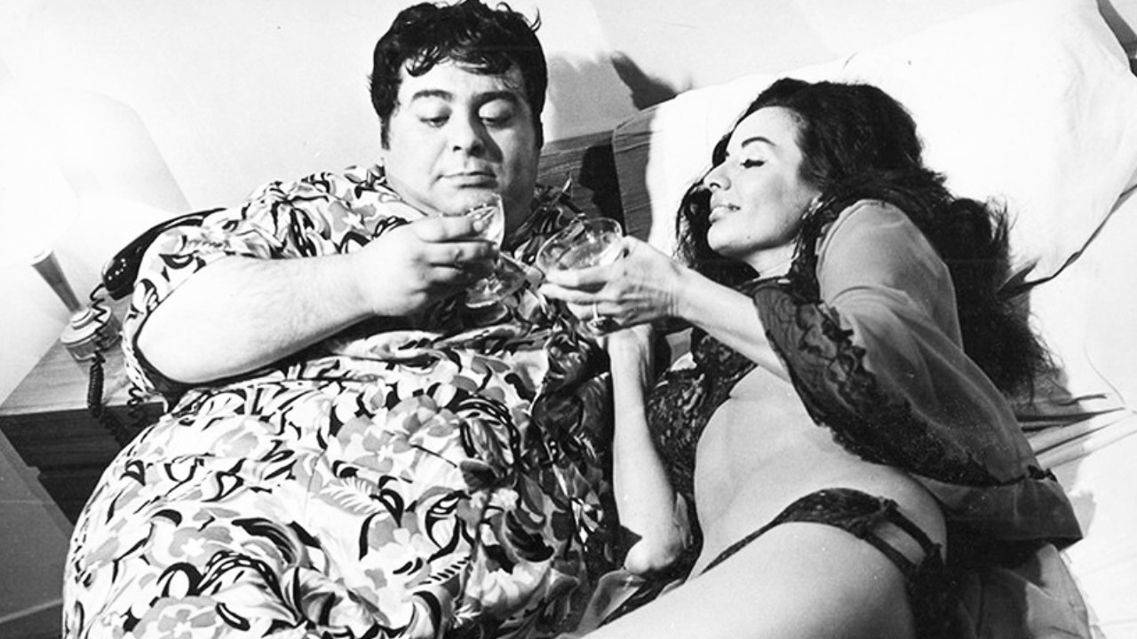 Backdrop for Nude in the Sand