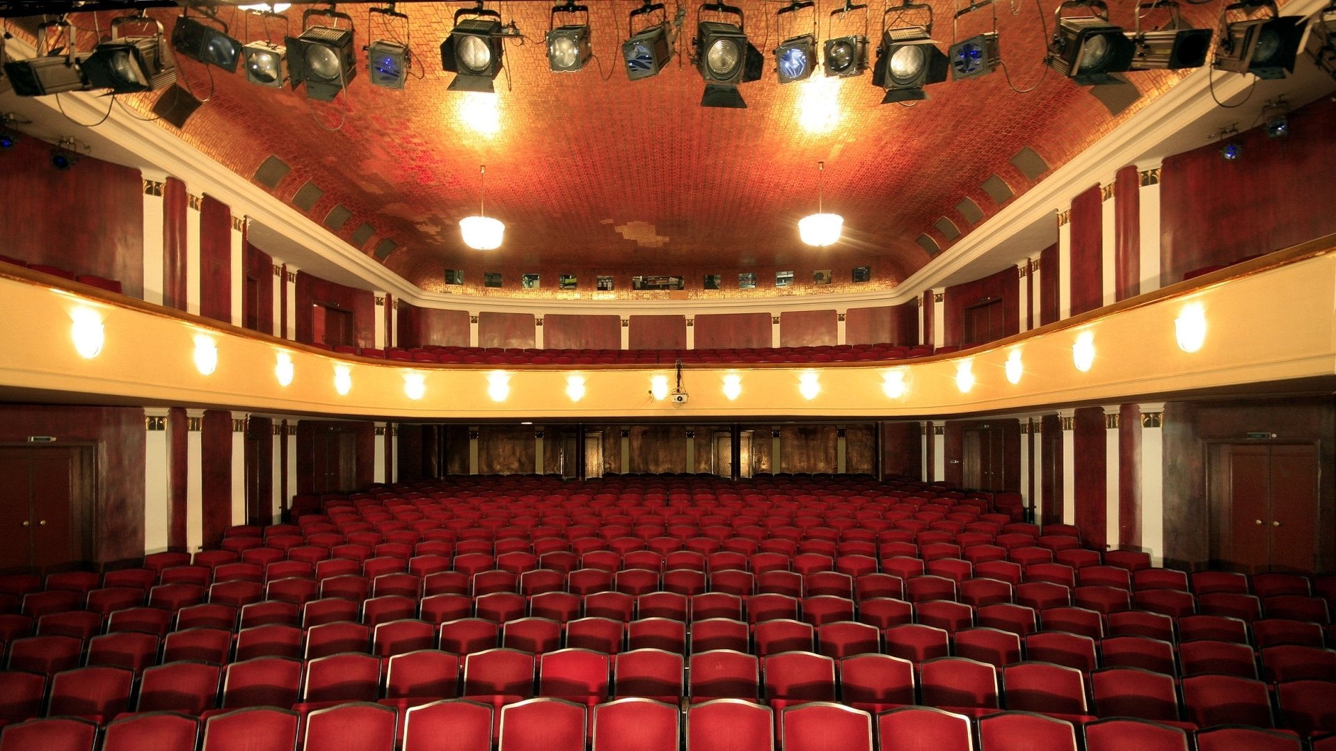 Backdrop for Liebe macht Erfinderisch