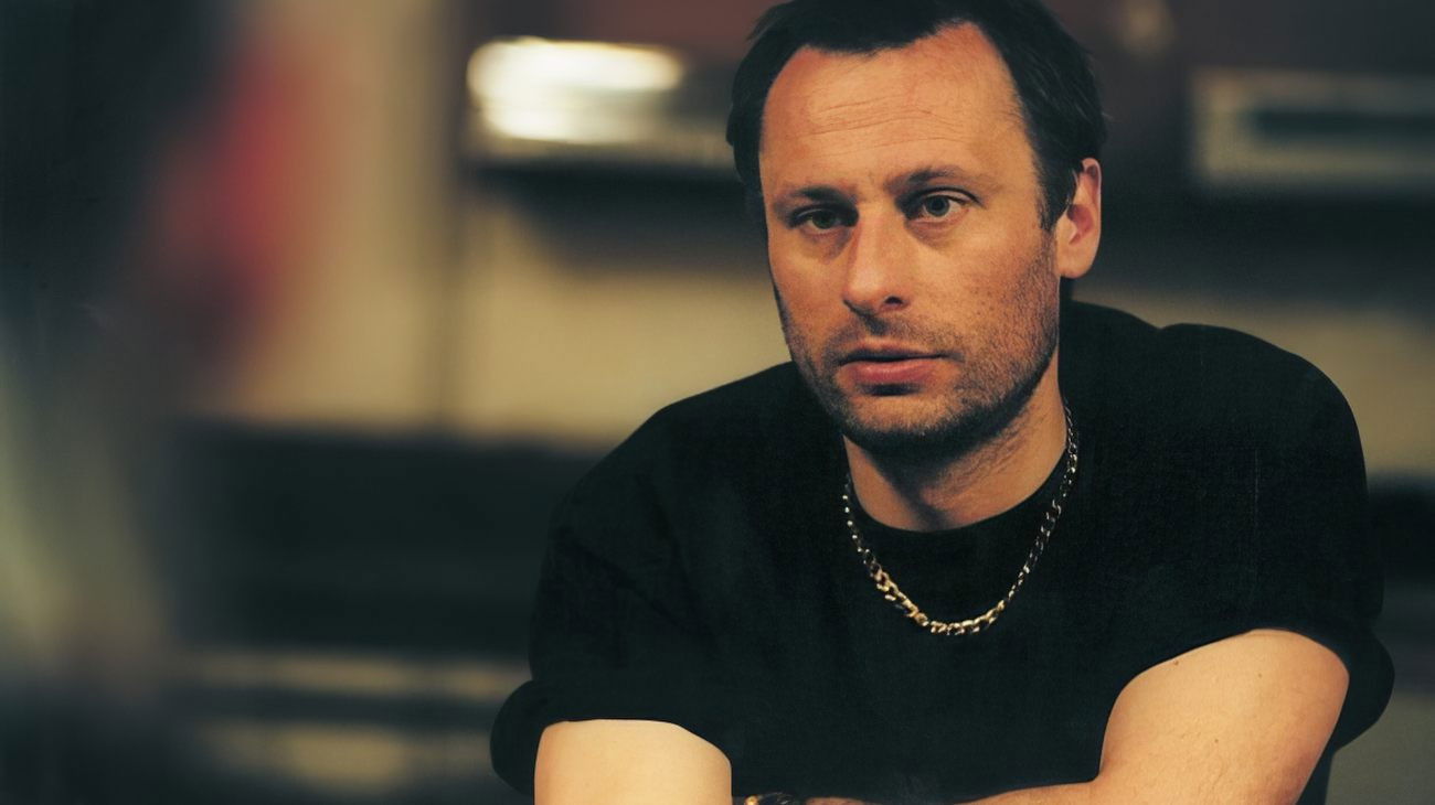 Backdrop for Hjärta av sten