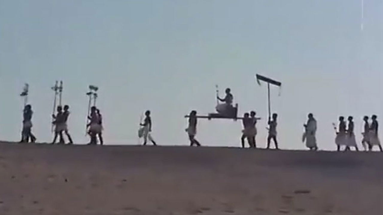 Backdrop for The Eloquent Peasant