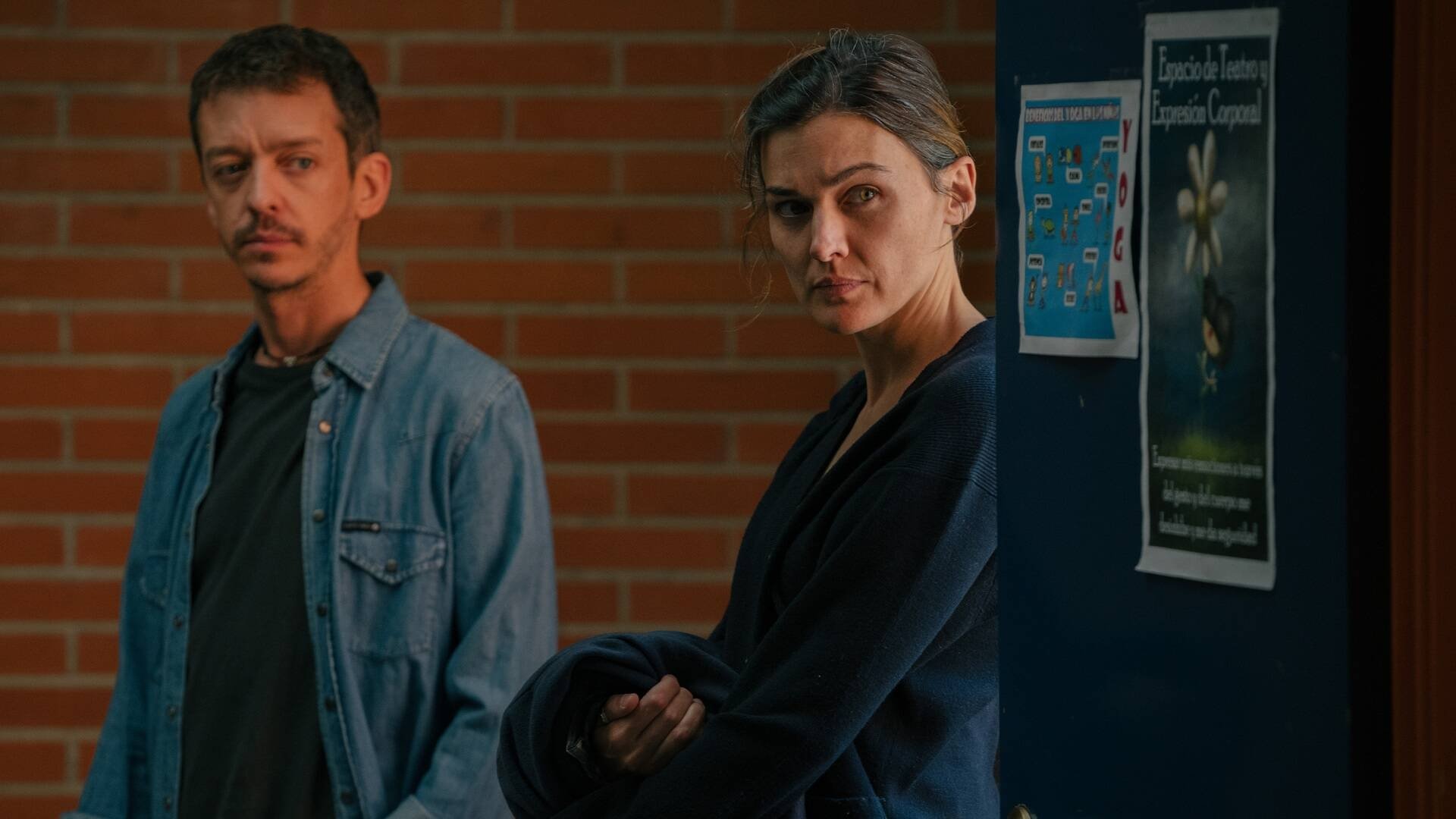 Backdrop for La mitad de Ana