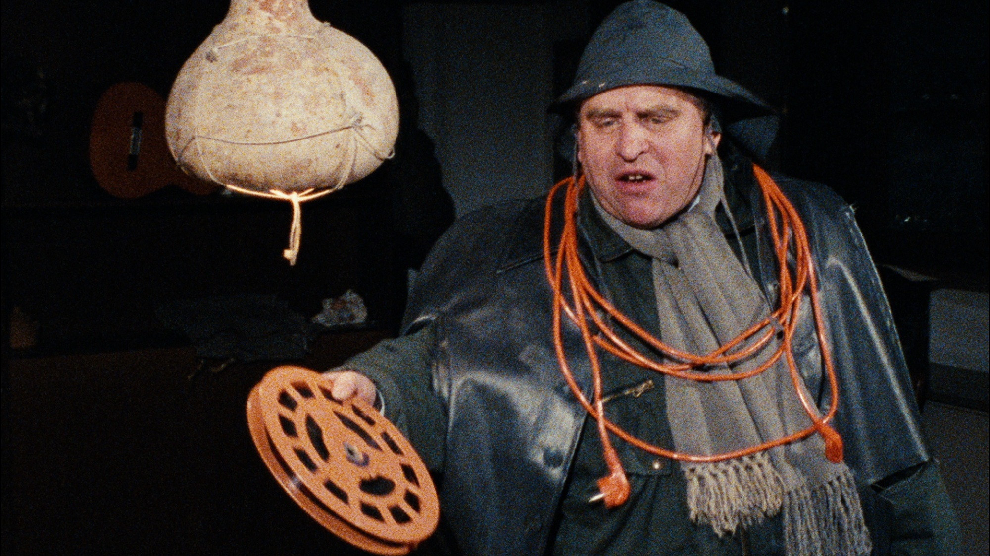 Backdrop for Tunguska – Die Kisten sind da