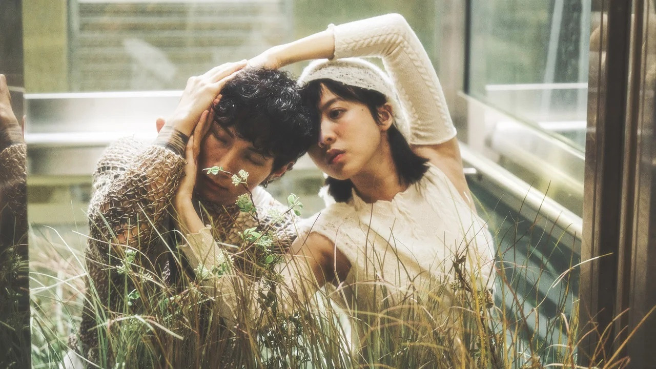 Backdrop for Lifting