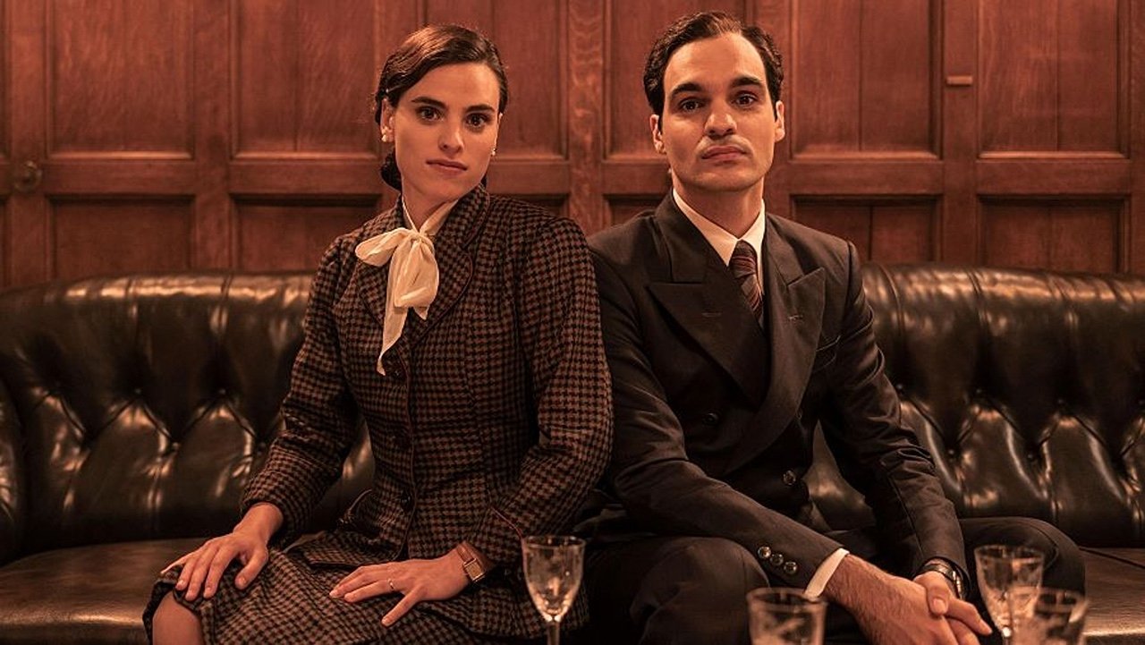 Backdrop for Karmele