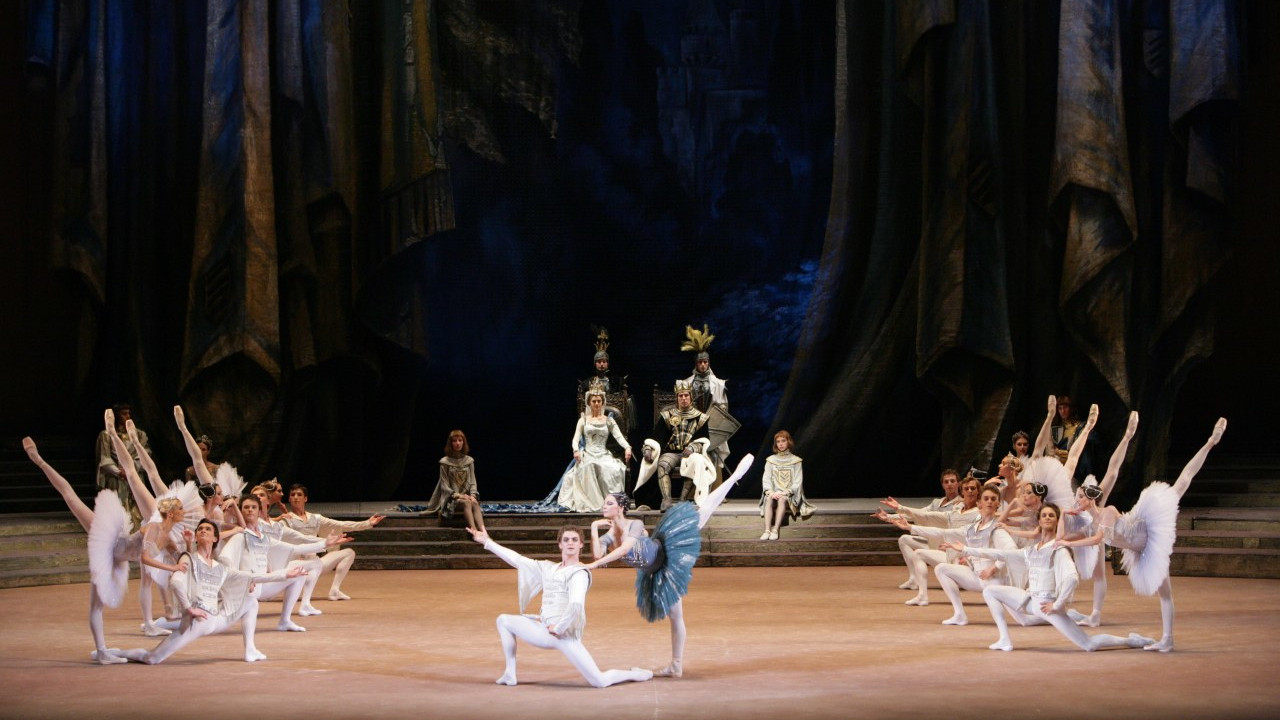 Backdrop for Bolshoi Ballet: Raymonda