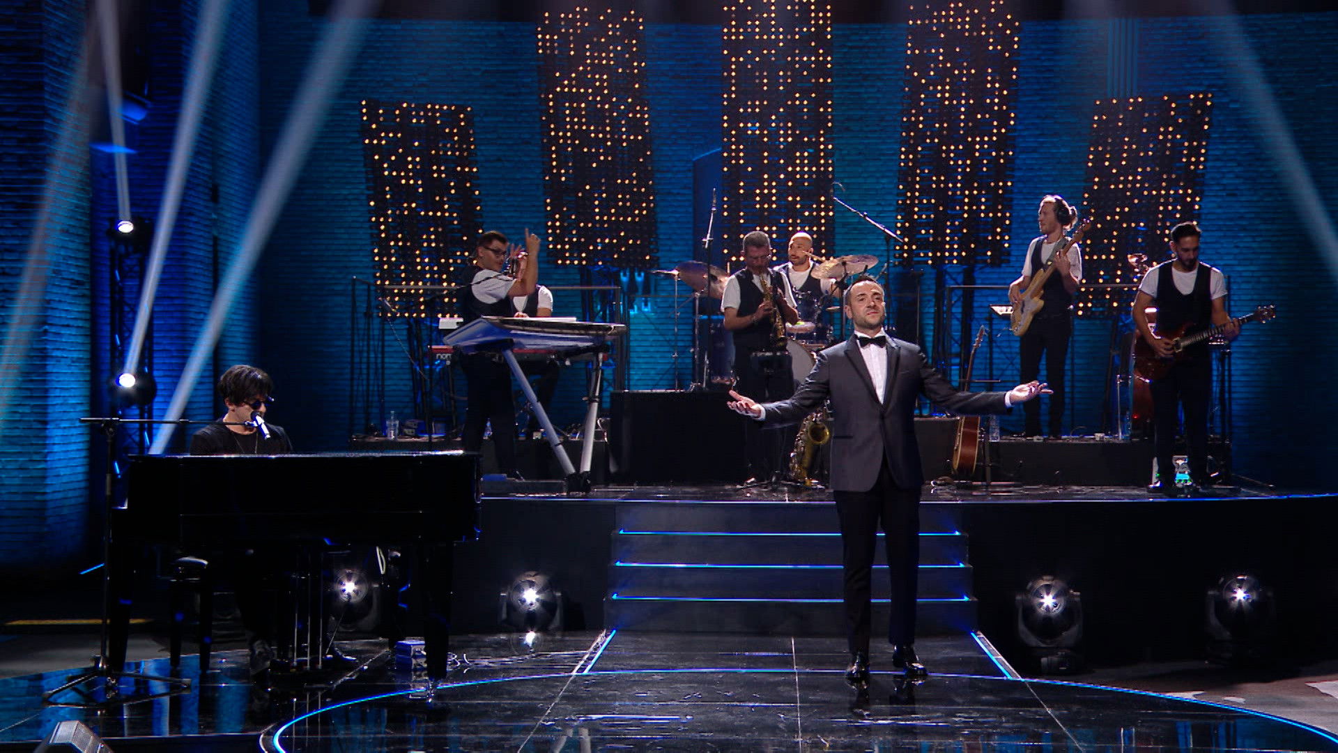 Backdrop for Francesco Cicchella: Cic to Cic