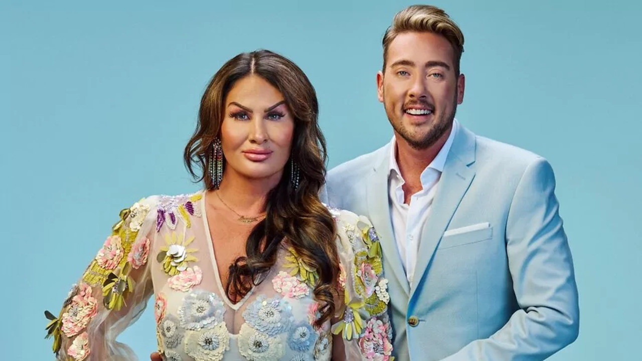 Backdrop for Louisa & Rowan: Terug Naar het Kamp