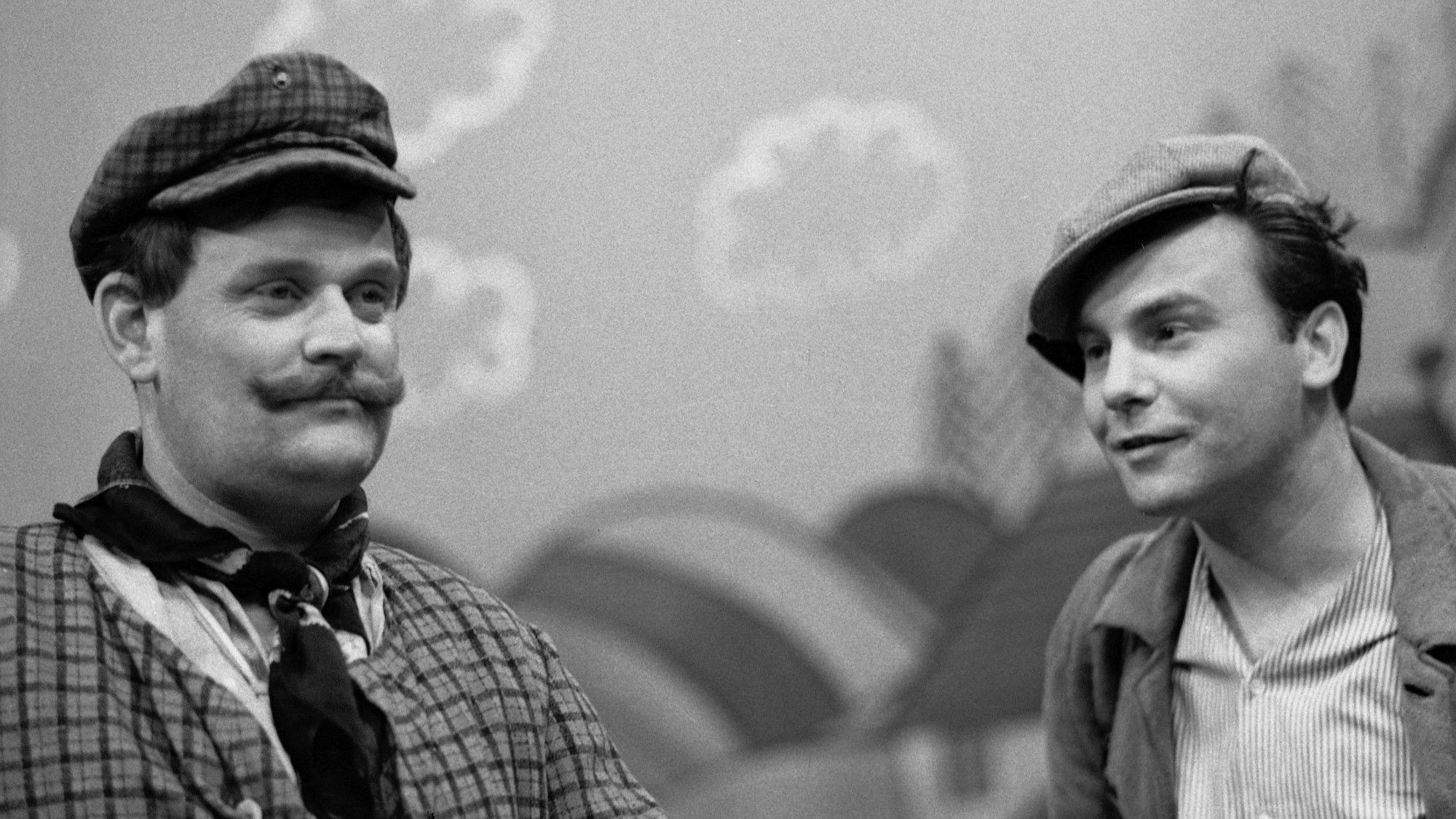 Backdrop for Světáci