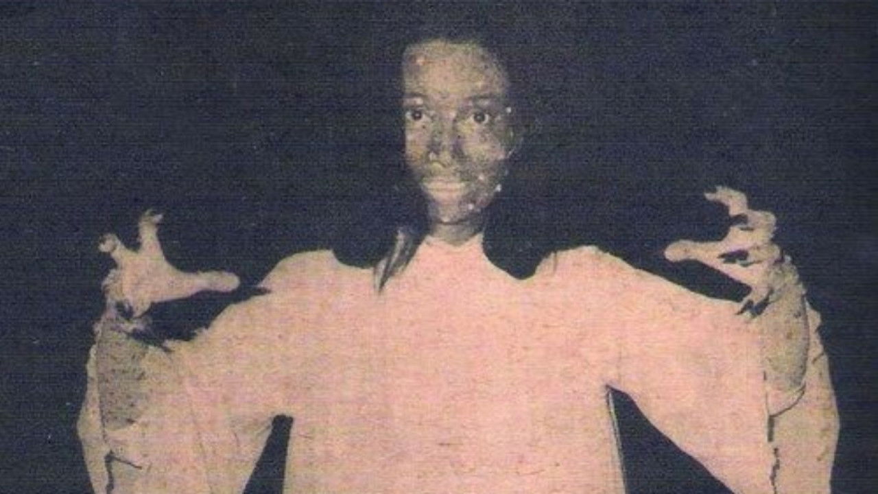 Backdrop for Gecko Ghost